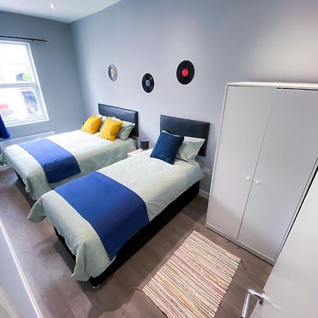 Modern 1 Bedroom Flat In Wood Green London Exterior foto